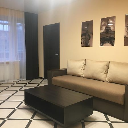 Kharkiv Apartments On Nauky Avenue מראה חיצוני תמונה